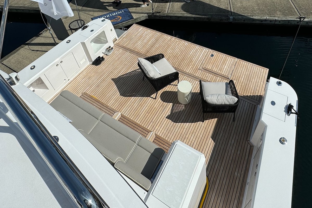 Horizon Yachts Displays the New V77 CMY at the Seattle Fall Boats Afloat Show